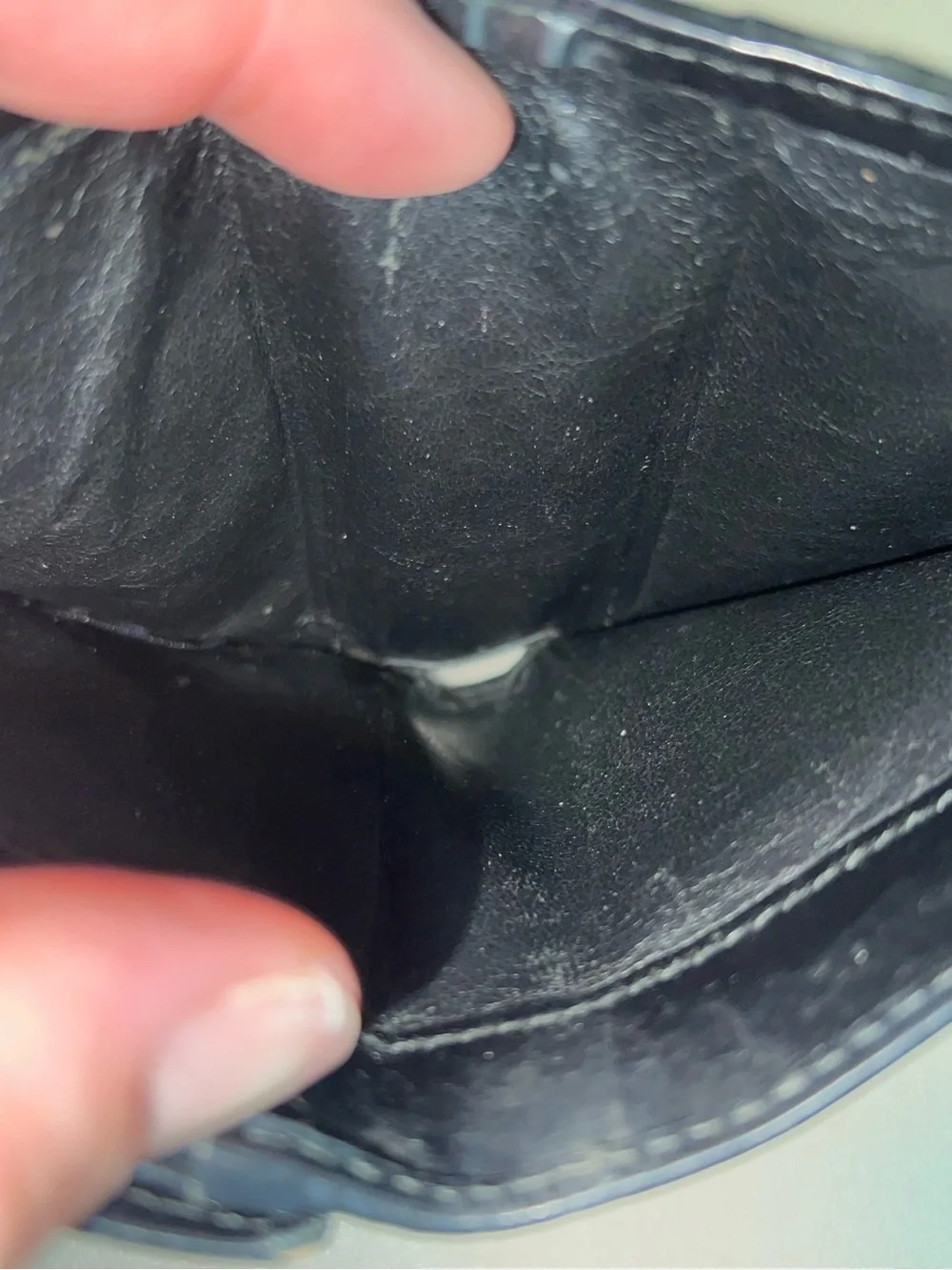Gucci Black Patent Leather Bi-Fold Wallet with Embossed G